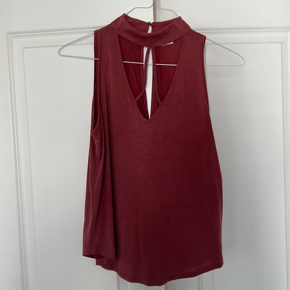 Rust colored cut out tank